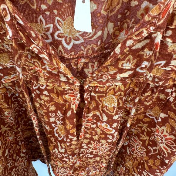 SUNDRY NWT Evereve Sienna Flutter Sleeve Blouse // 2 M - Picture 9 of 13